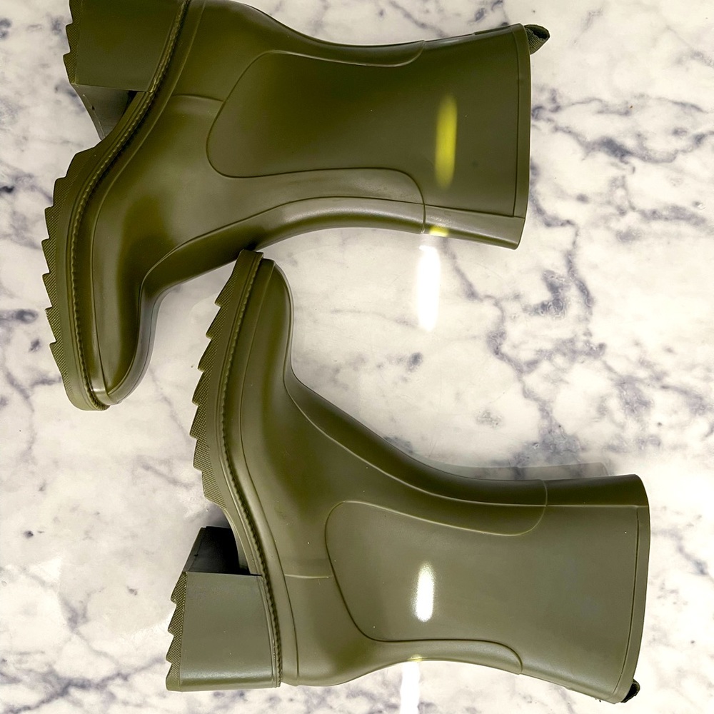 Jeffery Campbell Green Rain Boots Size 7
